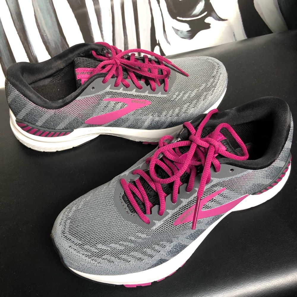 Brooks Ravenna 10 size 6 New No Box Running Shoes
